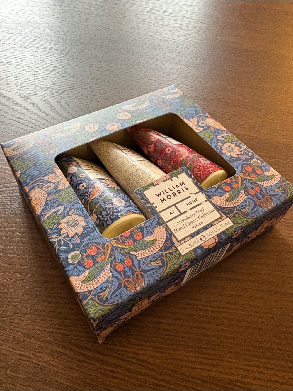 FREE W/PURCHASE ANTHROPOLOGIE - William Morris At Home - Hand Cream Set